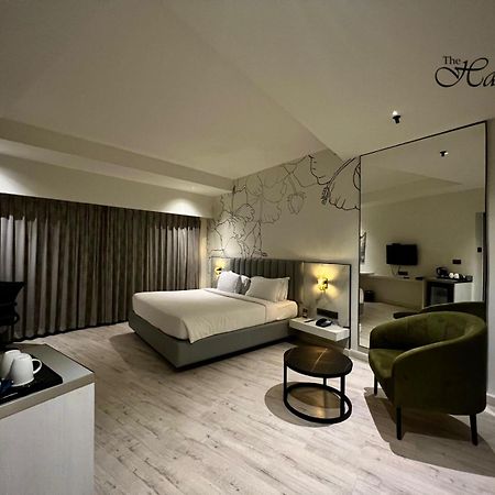 The Hans Hotel Hubli Bagian luar foto