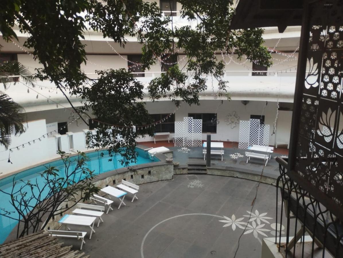 The Hans Hotel Hubli Bagian luar foto