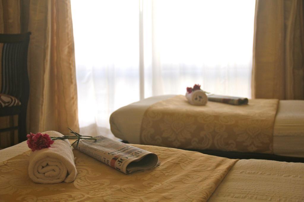 The Hans Hotel Hubli Bagian luar foto
