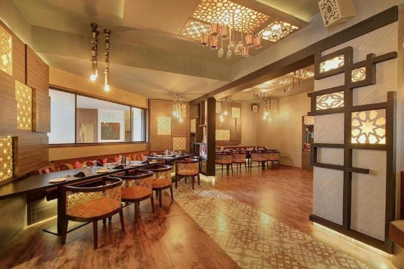 The Hans Hotel Hubli Bagian luar foto