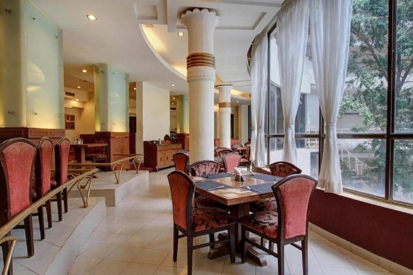 The Hans Hotel Hubli Bagian luar foto